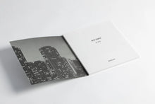 Load image into Gallery viewer, Le Zi Yi - New Comer