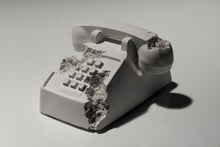 Load image into Gallery viewer, Daniel Arsham - Future Relics 01-09: Complete Excavation Set