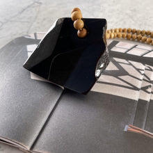 Load image into Gallery viewer, Jean-Michel Othoniel - Invisibility Faces Necklace (EN008.6)