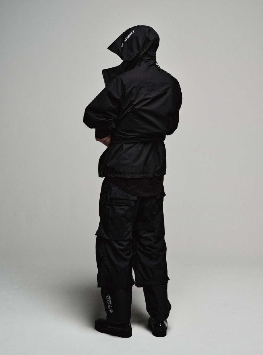 Izumi Kato x D-VEC Almost Black - Gore-tex 3L Shell