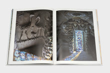 Load image into Gallery viewer, Jean-Michel Othoniel - Le Rêve de L'eau au Palais Idéal Facteur Cheval