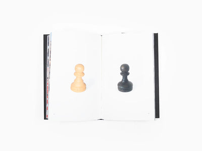 Gregor Hildebrandt - Pawn