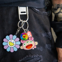 Load image into Gallery viewer, Takashi Murakami - Metal Keyring Keychain KIKI
