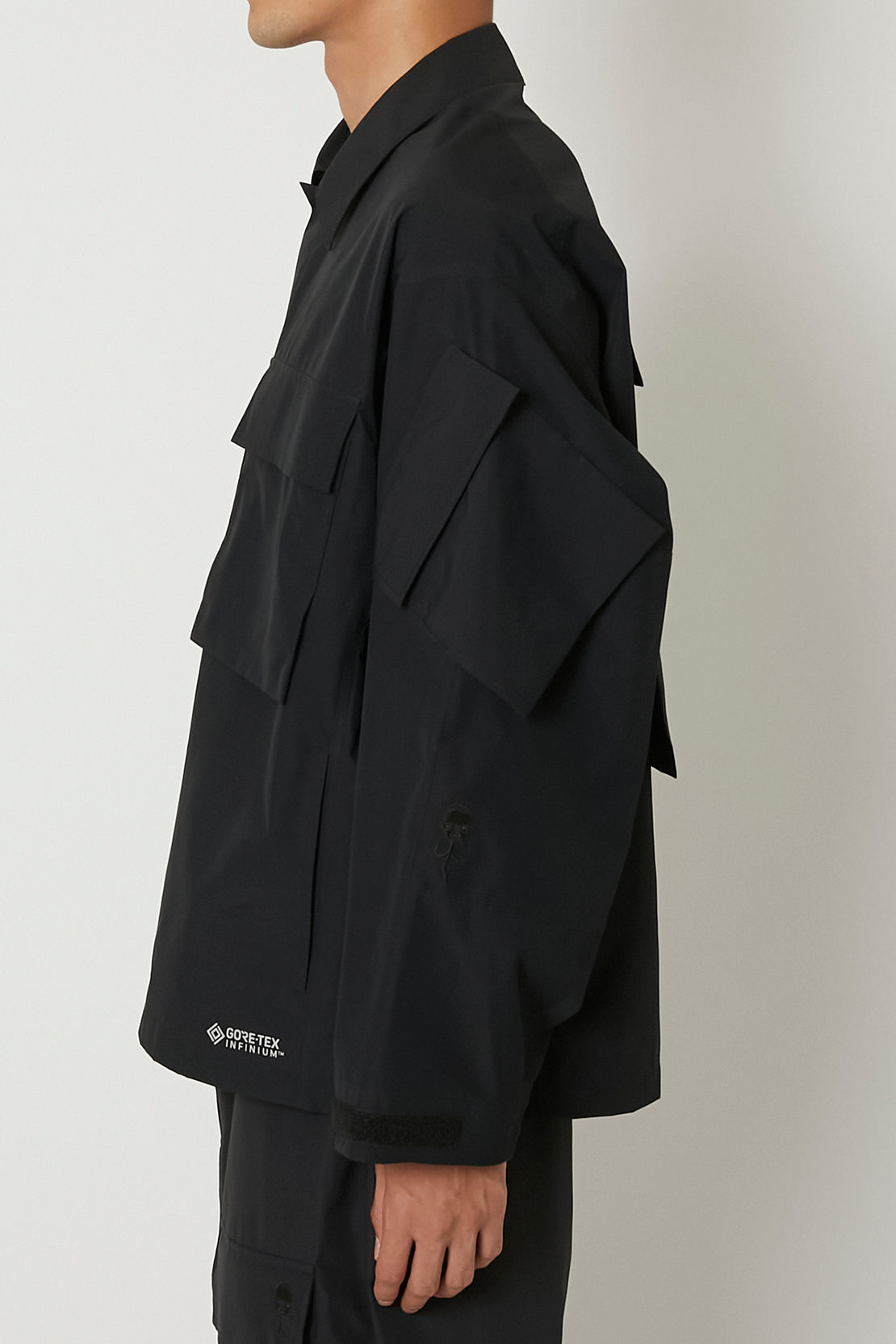 Izumi Kato x D-VEC Almost Black - Gore-tex Infinium 2L Shirt Jacket