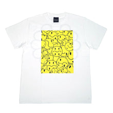Load image into Gallery viewer, Takashi Murakami - Tonari No Smiley T-Shirt
